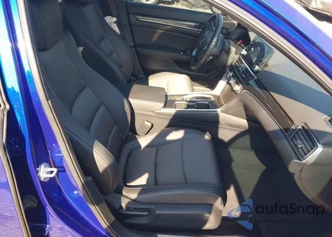 2022 Honda Accord Sport 2.0T z USA, uszkodzony, nr VIN 1HGCV2F31NA019753